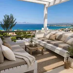 Будинок відпочинку Luxury With Amazing View,