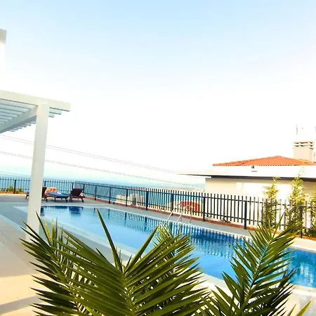 Luxury With Amazing View, Semesterbostad