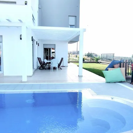 Semesterbostad Luxury With Amazing View, Çeşme
