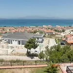 Luxury With Amazing View, Holiday home