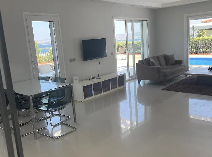 Luxury With Amazing View,